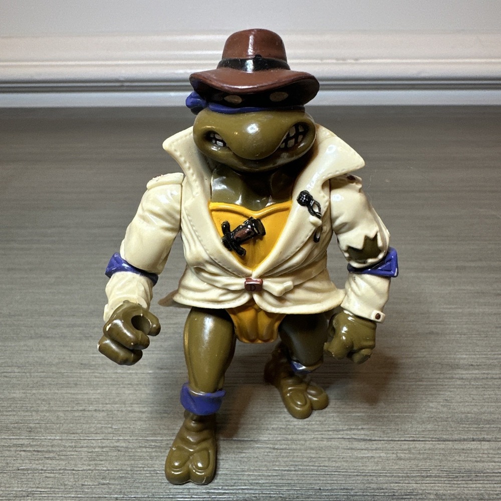 Vintage 1990 TMNT Donatello In Disguise Action Figure Trench‎ Coat Playmates